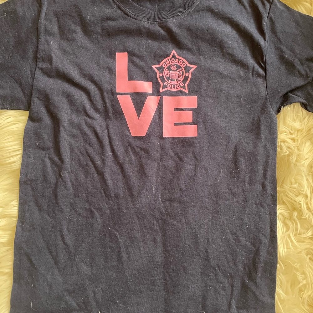 Chicago Police love shirt